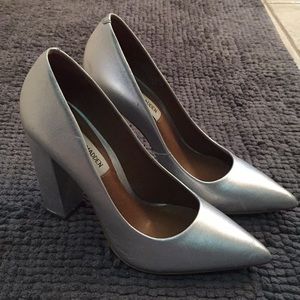 Silver block heel pump